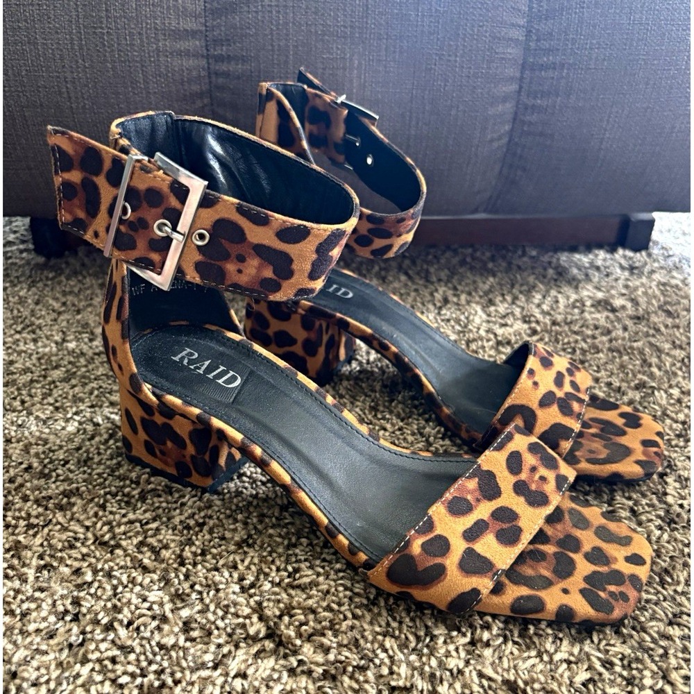 RAID Women's Leopard Animal Print Strappy Ankle Strap Buckle Sandals US 7